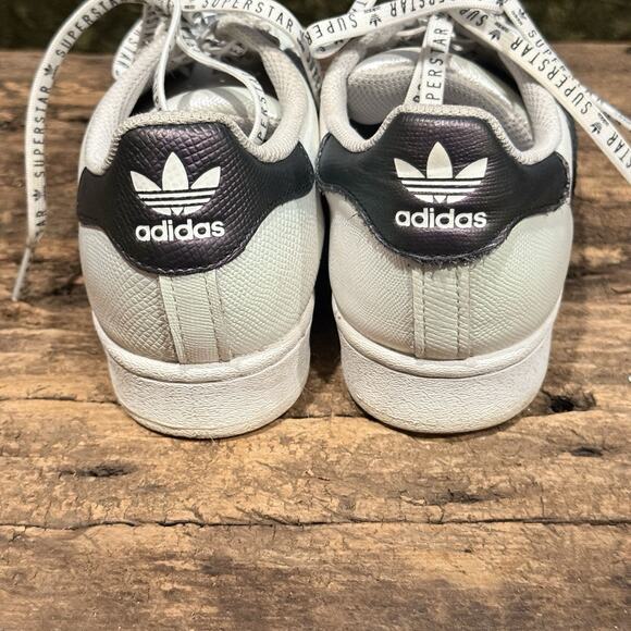 Adidas Superstar Sneaker Queen FV3396 Women’s Size 7.5 White Purple Rare - Picture 4 of 8